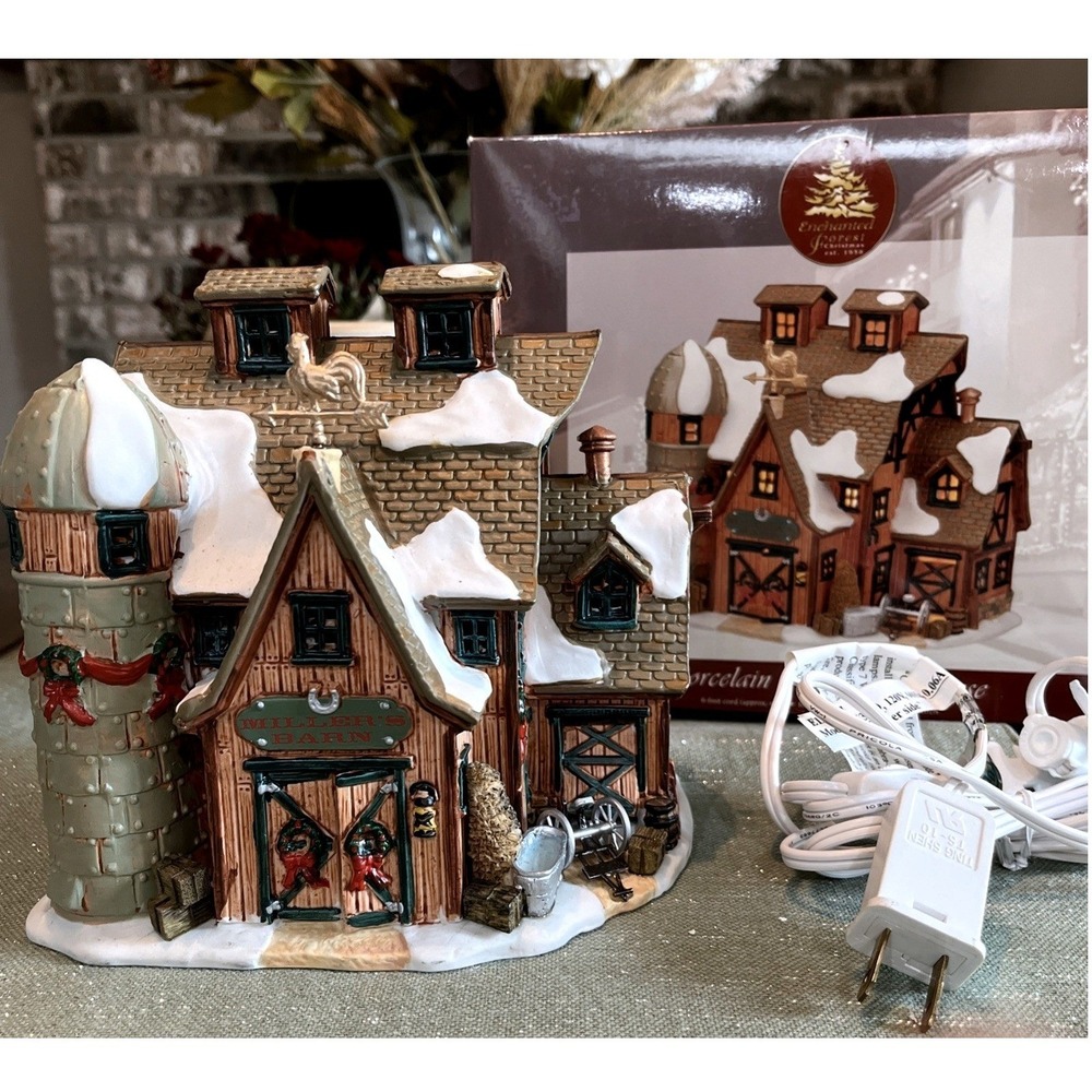 Lemax Village Collection 2002 Harvest Crossing Miller's Barn #25658A-Retired EUC